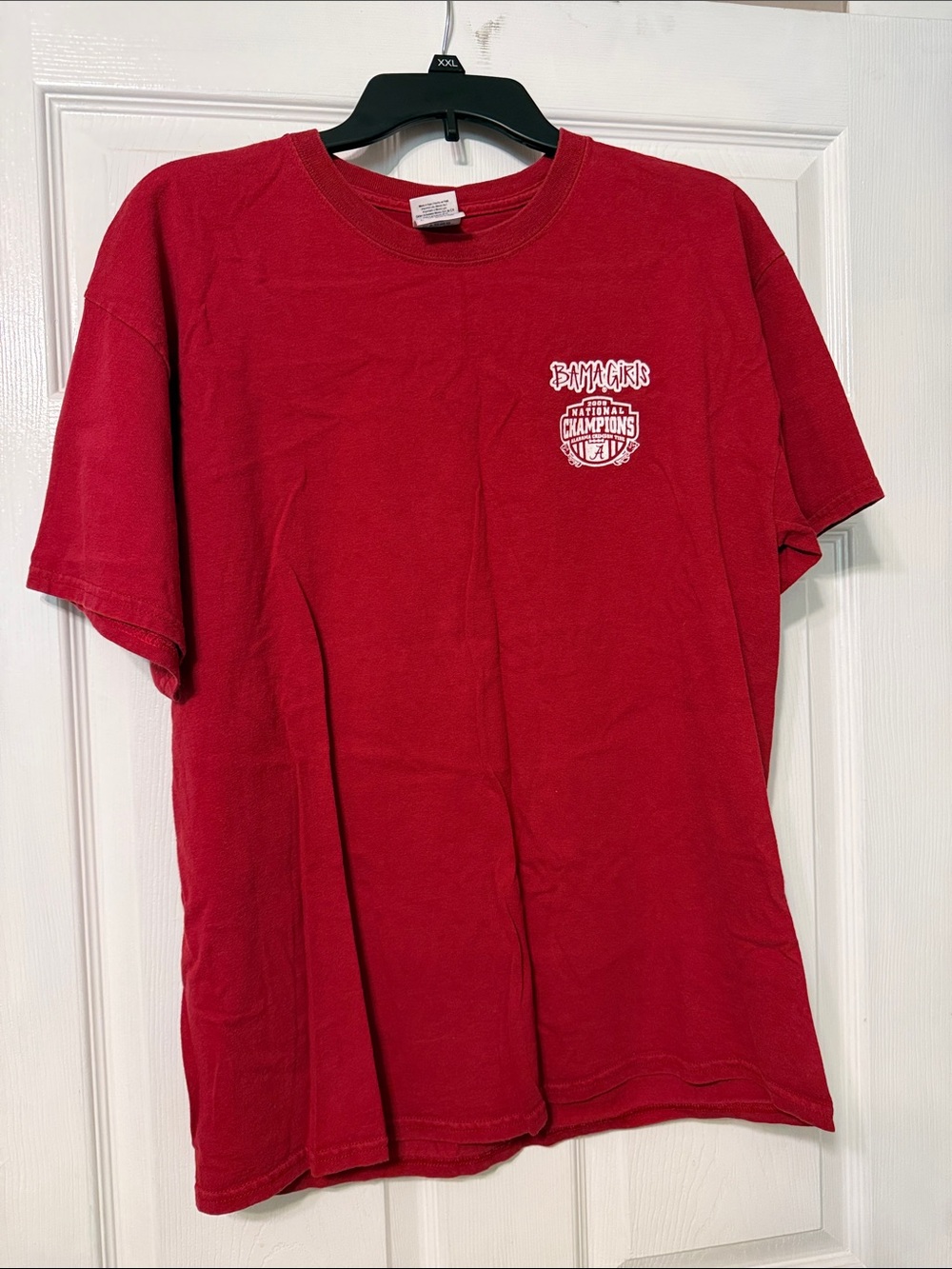 Gildan Red Short-Sleeve Graphic Tee with Chest Logo